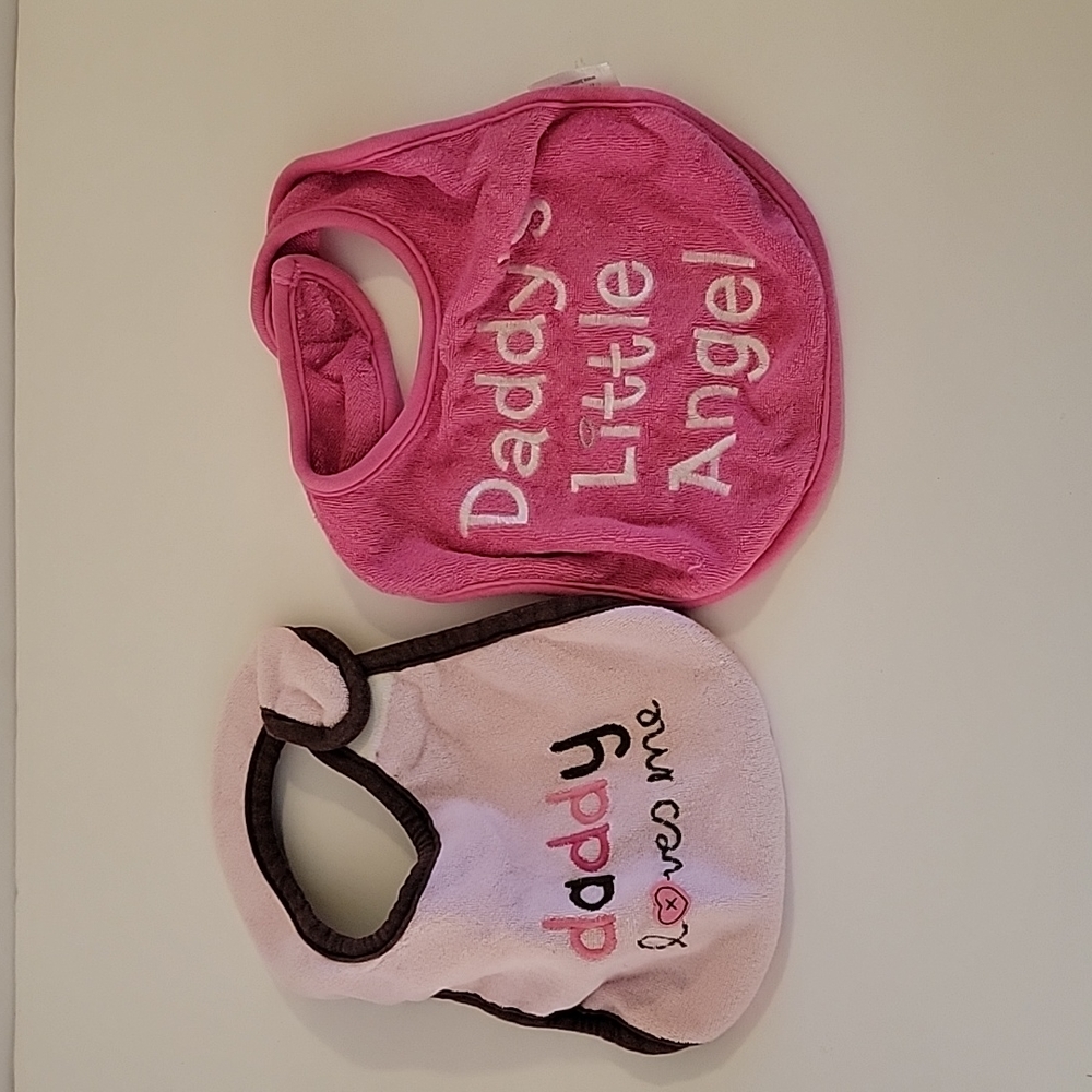 5/$15 2 bibs pink